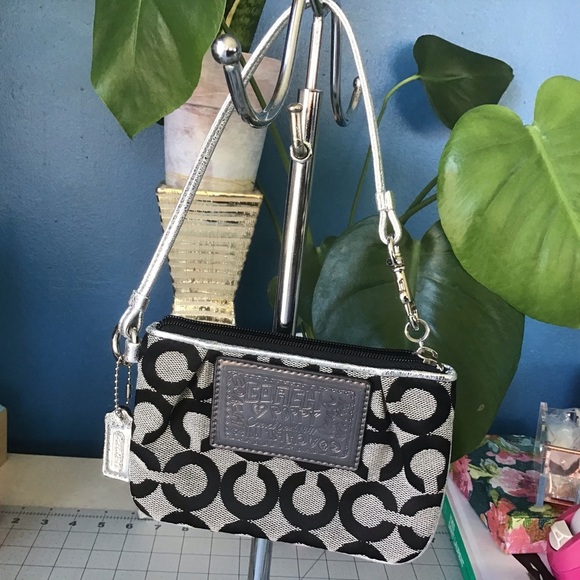 Coach Logo Poppy Canvas Wristlet Wallet Silver & Brown Monogram Pouch - Picture 2 of 9